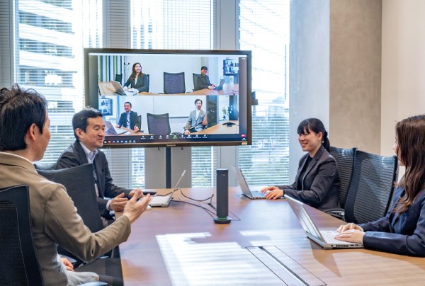 写真：会議風景