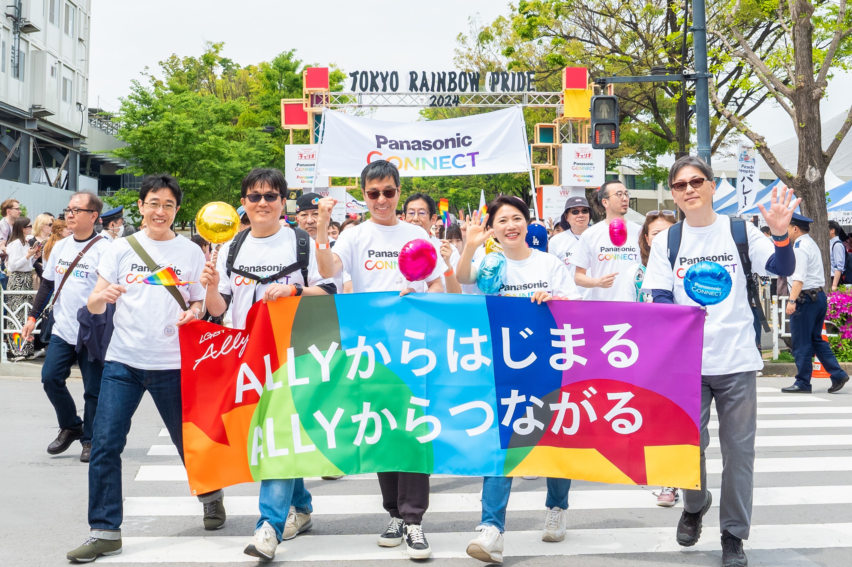 東京レインボープライド2024でのパレードの様子